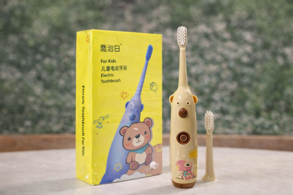 1000055423 فرشاة أسنان كهربائية لأطفال لوكاكو بني