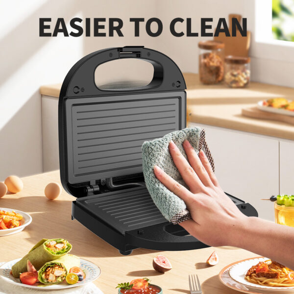 صانعة ساندويتشات صغيرة