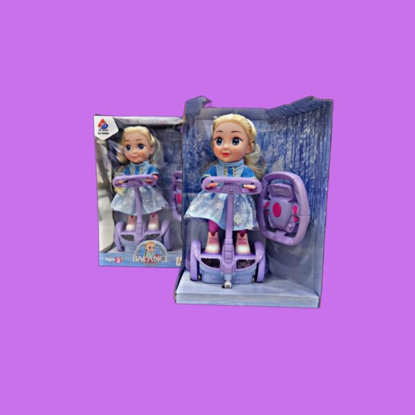 دمية سكوتر كهربائية مع جهاز تحكم عن بعد بزاوية 360 درجة بنفسجية