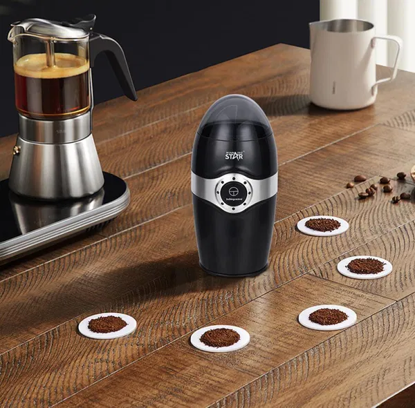 مطحنة قهوة وينينج ستار سوداء